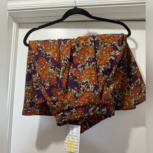 Lularoe skirt.